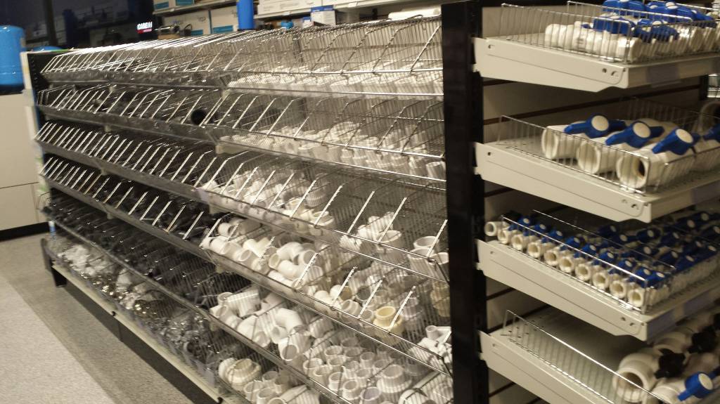 Diviseur à panier en fil métallique - Accessoires pour ilot & section murale - Mobico Canada