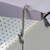 Pinces en métal 12 crochets, peint beige, 32 - 3/8" - Porte - prix & solution d'accrochage - Mobico Canada