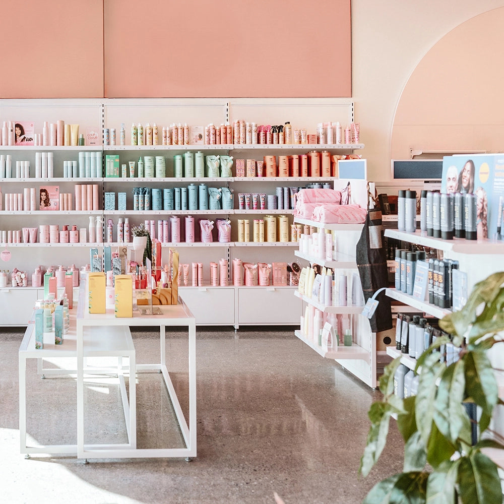 accueil-entete-amenagement-commercial-retail-design-gauche.webp