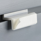 Support auto-collant pour panneau à rainures 2-3/8"L