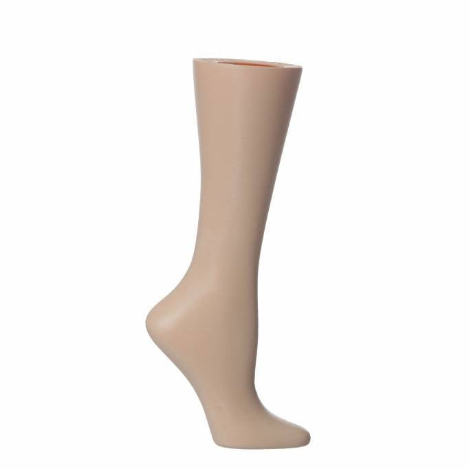 Pied femme en plastique PEAU 18"H - Pied, main, jambe & fessier - Mobico Canada