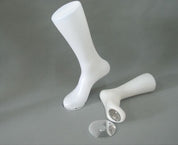 Pied enfant en plastique BLANC avec aimant, 9"H - Pied, main, jambe & fessier - Mobico Canada