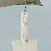 Bande de plastique 12 crochets, blanc, 29 - 3/16" - Porte - prix & solution d'accrochage - Mobico Canada