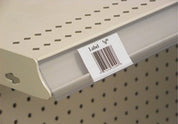 Porte - prix 47.5" x 1¼" H pour tablette de métal, dos clair - Porte - prix & solution d'accrochage - Mobico Canada