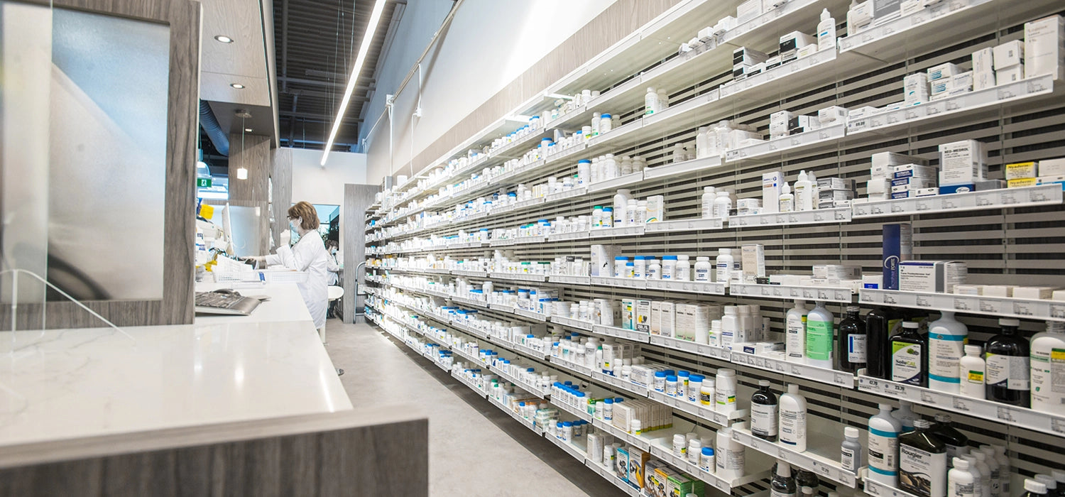 amenagement-commercial-pharmacie-Maria-Deich_3.webp
