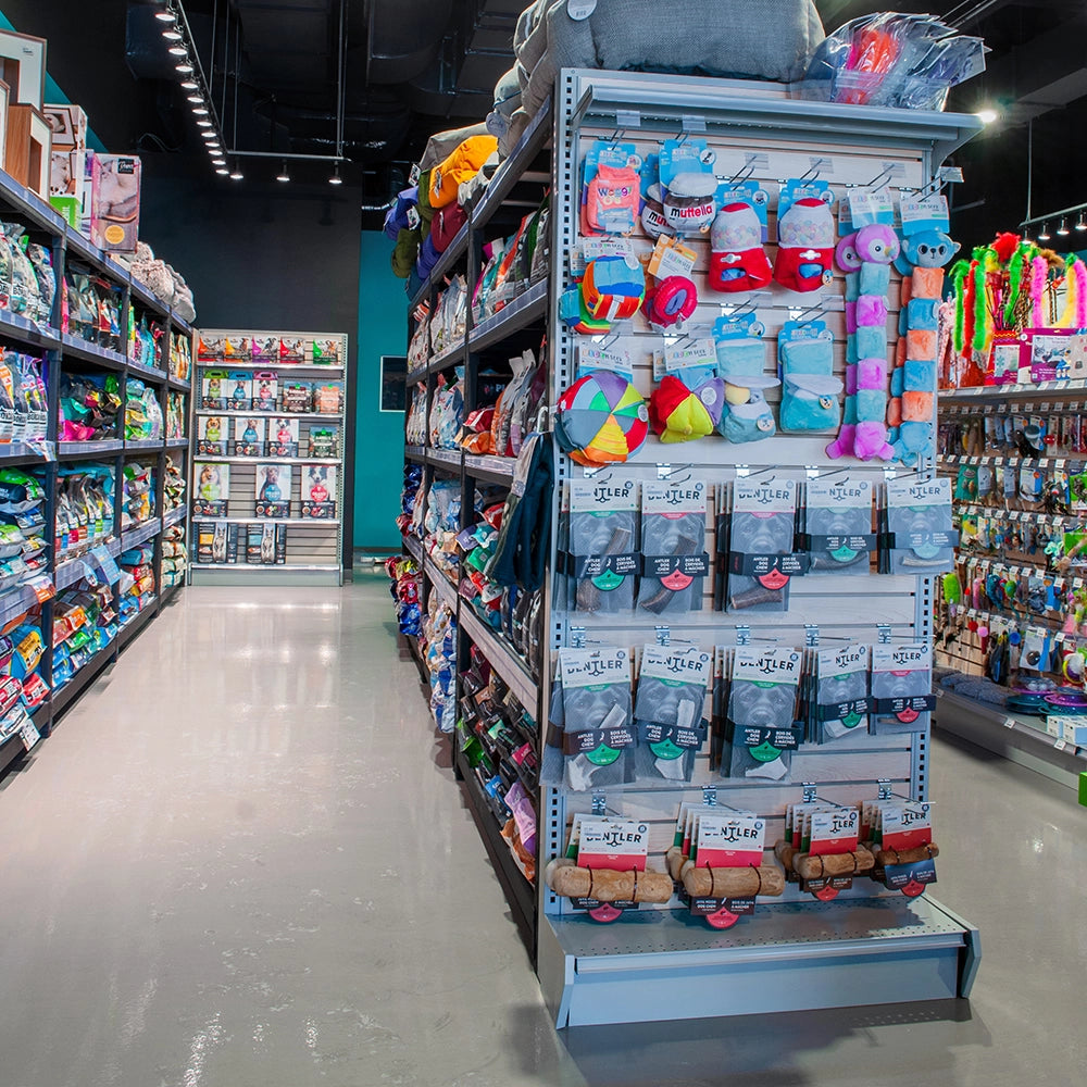 industrie-animaux-presentoirs-amenagement-commercial-retail-design-3.webp