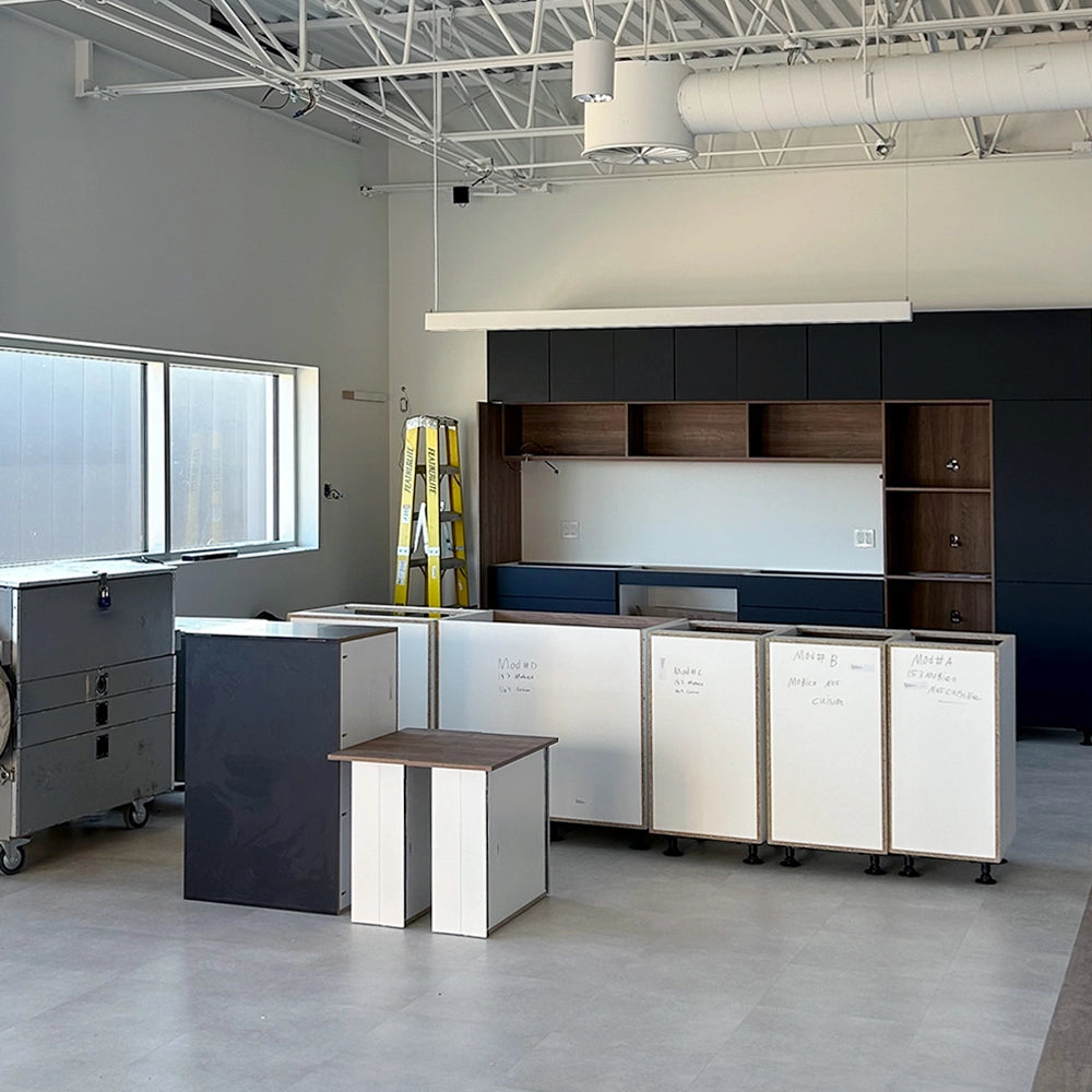 service-installation-amenagement-commercial-retail-ebenisterie-caissons-3.webp