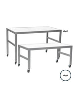Petite table de présentation 46"x24"x21"H, dessus de mélamine blanc